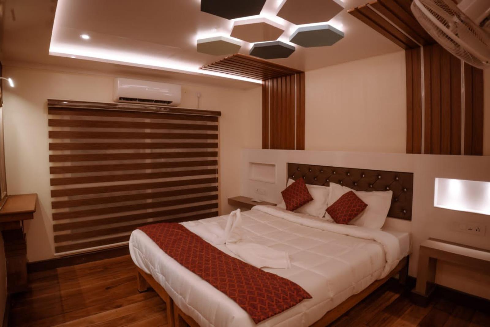 מלון Alappuzha Victoria Houseboats מראה חיצוני תמונה